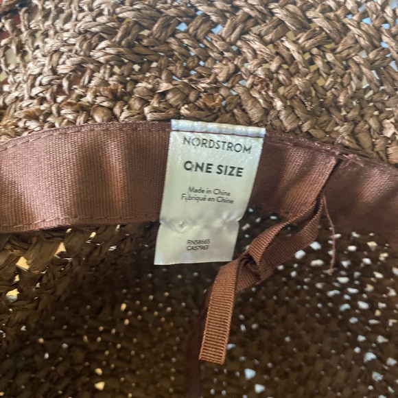 Woven Nordstrom bucket hat - Picture 7 of 7